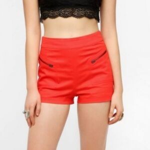 Urban Outfitters Silence +‎ Noise UO Trudy high rise shorts size 2